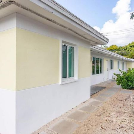 Large Stylish Studio Apartment In El Portal #3 Miami Buitenkant foto